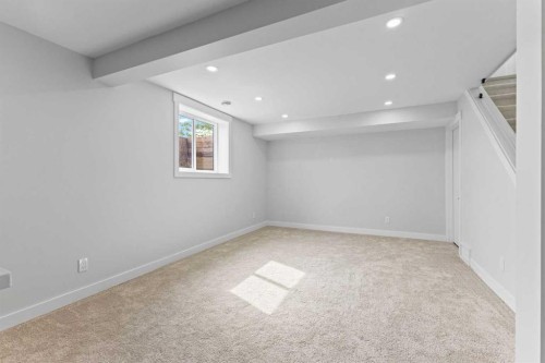 611 Agate Crescent Se, Calgary, AB - Indoor Photo Showing Other Room