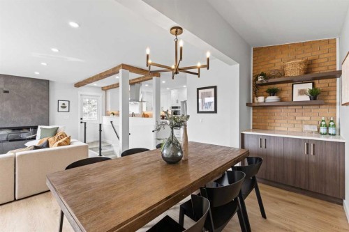 611 Agate Crescent Se, Calgary, AB - Indoor Photo Showing Dining Room