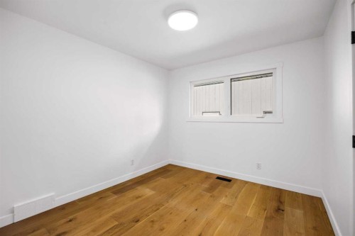 1040 Lake Ontario Drive Se, Calgary, AB - Indoor Photo Showing Other Room