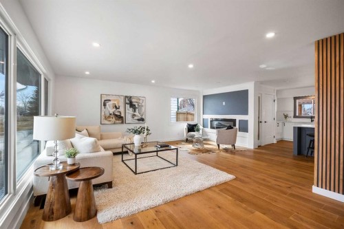 1040 Lake Ontario Drive Se, Calgary, AB - Indoor Photo Showing Living Room