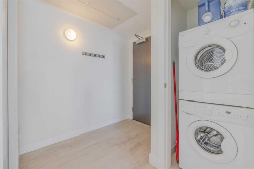 3004-1188 3Rd Street Se, Calgary, AB - Indoor Photo Showing Laundry Room