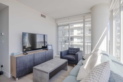 3004-1188 3Rd Street Se, Calgary, AB - Indoor Photo Showing Living Room