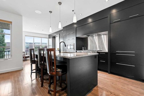 606 Aspen Meadows Hill Sw, Calgary, AB - Indoor