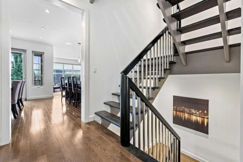 606 Aspen Meadows Hill Sw, Calgary, AB - Indoor Photo Showing Other Room