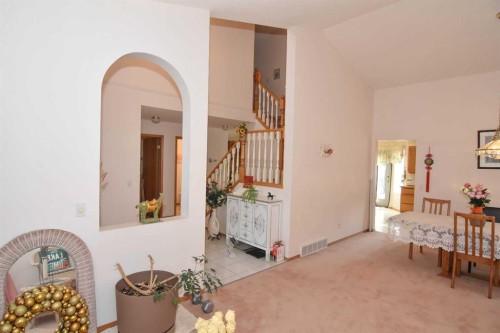 107 Hampshire Close Nw, Calgary, AB - Indoor