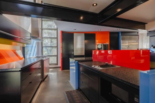 43 Westbluff Place, Rural Rocky View County, AB - Indoor Photo Showing Kitchen With Double Sink