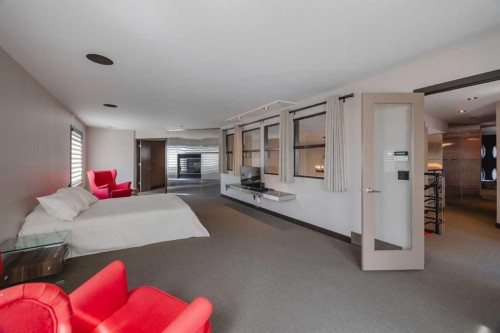 43 Westbluff Place, Rural Rocky View County, AB - Indoor