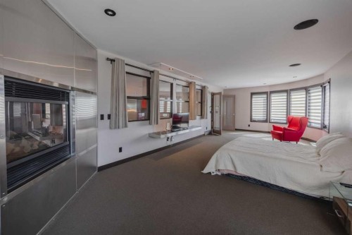 43 Westbluff Place, Rural Rocky View County, AB - Indoor Photo Showing Bedroom