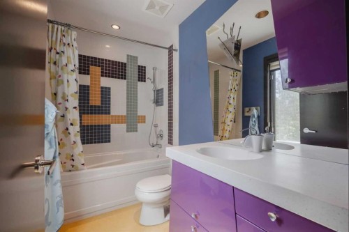 43 Westbluff Place, Rural Rocky View County, AB - Indoor Photo Showing Bathroom