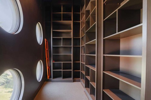 43 Westbluff Place, Rural Rocky View County, AB - Indoor With Storage