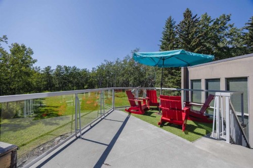 43 Westbluff Place, Rural Rocky View County, AB - Outdoor