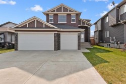 1535 Idaho Street  Carstairs, AB T0M 0N0