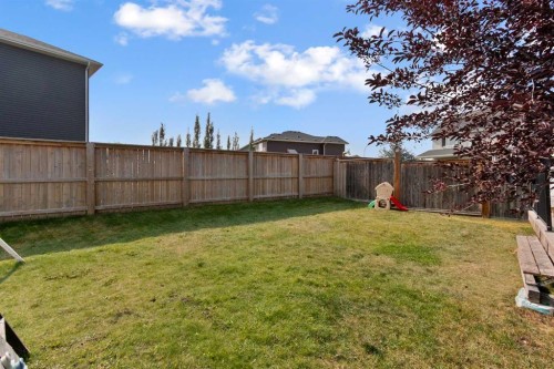 1535 Idaho Street, Carstairs, AB - Outdoor