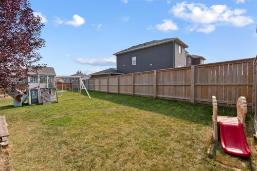 1535 Idaho Street, Carstairs, AB - Outdoor