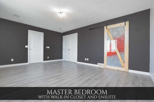 129 Pantego Bay Nw, Calgary, AB - Indoor Photo Showing Other Room