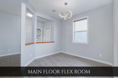 129 Pantego Bay Nw, Calgary, AB - Indoor Photo Showing Other Room