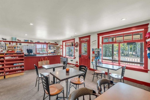 5204 579 Highway, Rural Mountain View County, AB 