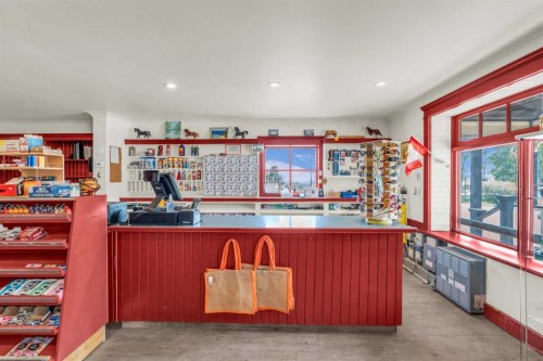 5204 579 Highway, Rural Mountain View County, AB 