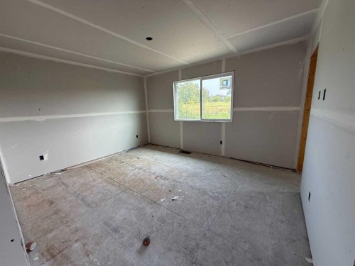 104 Lakewood Circle, Strathmore, AB - Indoor