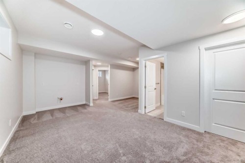 54 Homestead Common Ne, Calgary, AB - Indoor Photo Showing Other Room