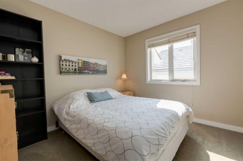 21 Springbank Rise Sw, Calgary, AB - Indoor Photo Showing Bedroom