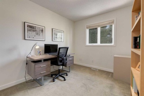 21 Springbank Rise Sw, Calgary, AB - Indoor Photo Showing Office