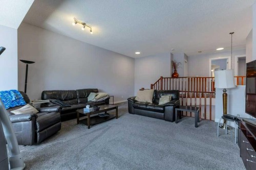 540 Panatella Court Nw, Calgary, AB - Indoor