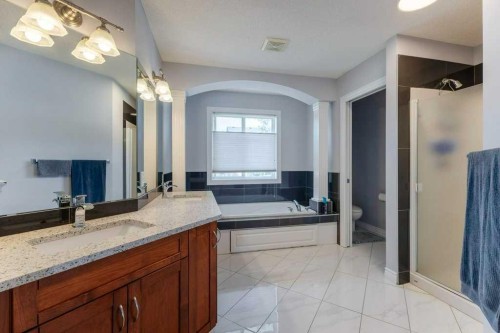 540 Panatella Court Nw, Calgary, AB - Indoor Photo Showing Bathroom