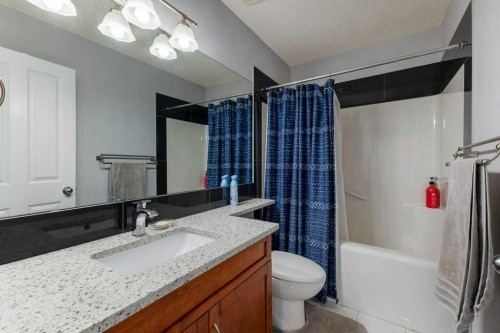 540 Panatella Court Nw, Calgary, AB - Indoor Photo Showing Bathroom