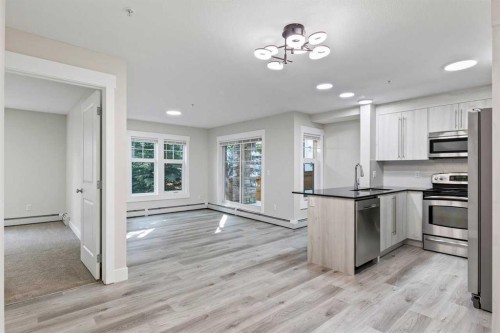 3112-11 Mahogany Row Se, Calgary, AB - Indoor Photo Showing Kitchen