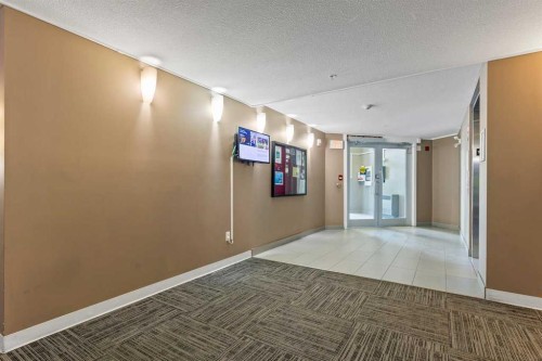 3112-11 Mahogany Row Se, Calgary, AB - Indoor Photo Showing Other Room
