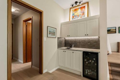 84 Edendale Crescent Nw, Calgary, AB - Indoor Photo Showing Other Room