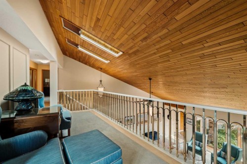 84 Edendale Crescent Nw, Calgary, AB - Indoor Photo Showing Other Room