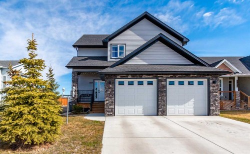 1024 Carriage Lane Drive  Carstairs, AB T0M 0N0