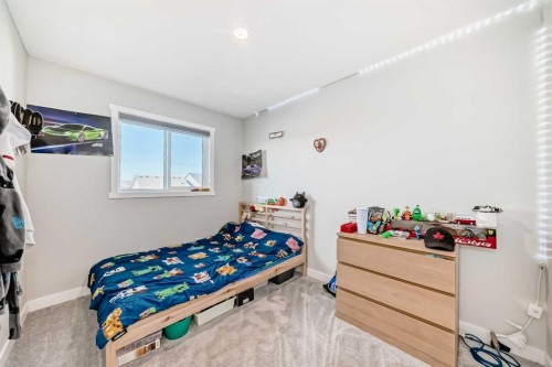 7468 202 Avenue Se, Calgary, AB - Indoor Photo Showing Bedroom