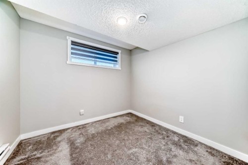 7468 202 Avenue Se, Calgary, AB - Indoor Photo Showing Other Room