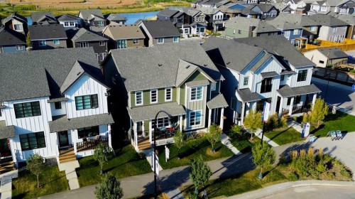 7468 202 Avenue Se, Calgary, AB - Outdoor With Facade