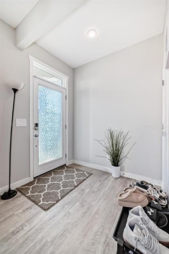 7468 202 Avenue Se, Calgary, AB - Indoor Photo Showing Other Room