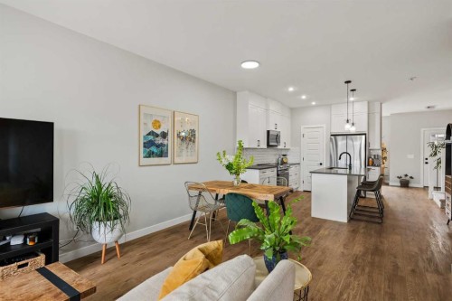 182 River Heights Drive, Cochrane, AB - Indoor