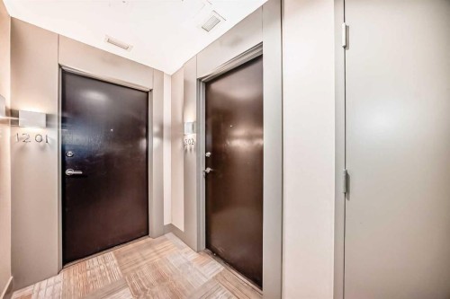 1202-550 Riverfront Avenue Se, Calgary, AB - Indoor Photo Showing Other Room