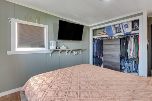 312 Aurora Drive, High River, AB 