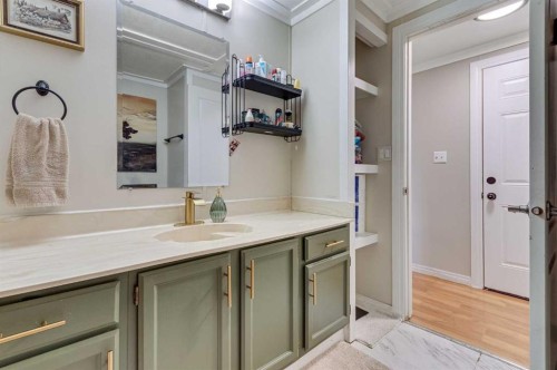 312 Aurora Drive, High River, AB 