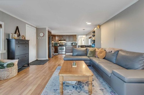 312 Aurora Drive, High River, AB 