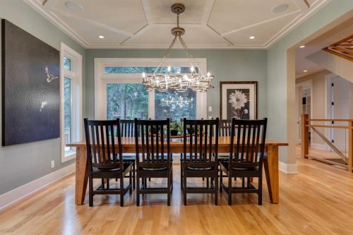 16 Varal Place Nw, Calgary, AB - Indoor Photo Showing Dining Room
