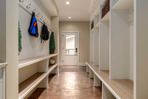 16 Varal Place Nw, Calgary, AB - Indoor Photo Showing Other Room