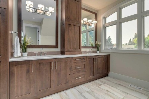 16 Varal Place Nw, Calgary, AB - Indoor Photo Showing Bathroom