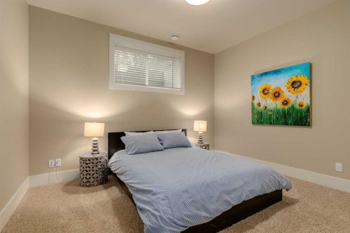 16 Varal Place Nw, Calgary, AB - Indoor Photo Showing Bedroom