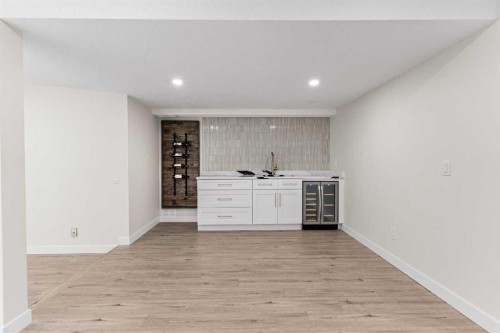 20-1220 Prominence Way Sw, Calgary, AB - Indoor