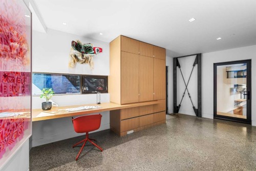 1308 Montreal Avenue Sw, Calgary, AB - Indoor Photo Showing Office