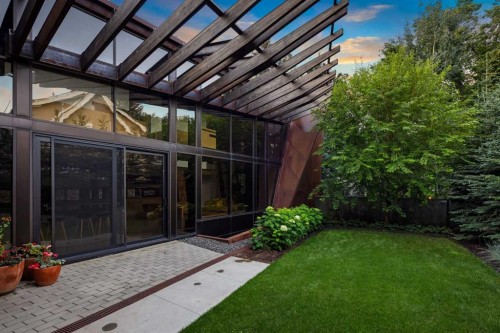 1308 Montreal Avenue Sw, Calgary, AB - Outdoor